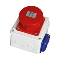 3x16 A Duvar Prizi+1x16 A Pano Prizi IP44